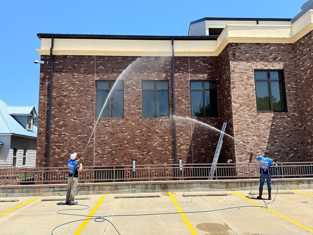 Commercial Building Banner Image